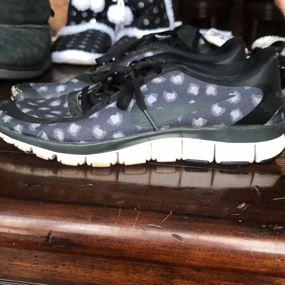 Nike shoes